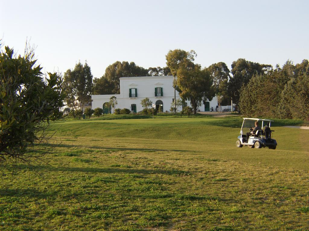 Gasthaus Golf Club Metapont Exterior foto